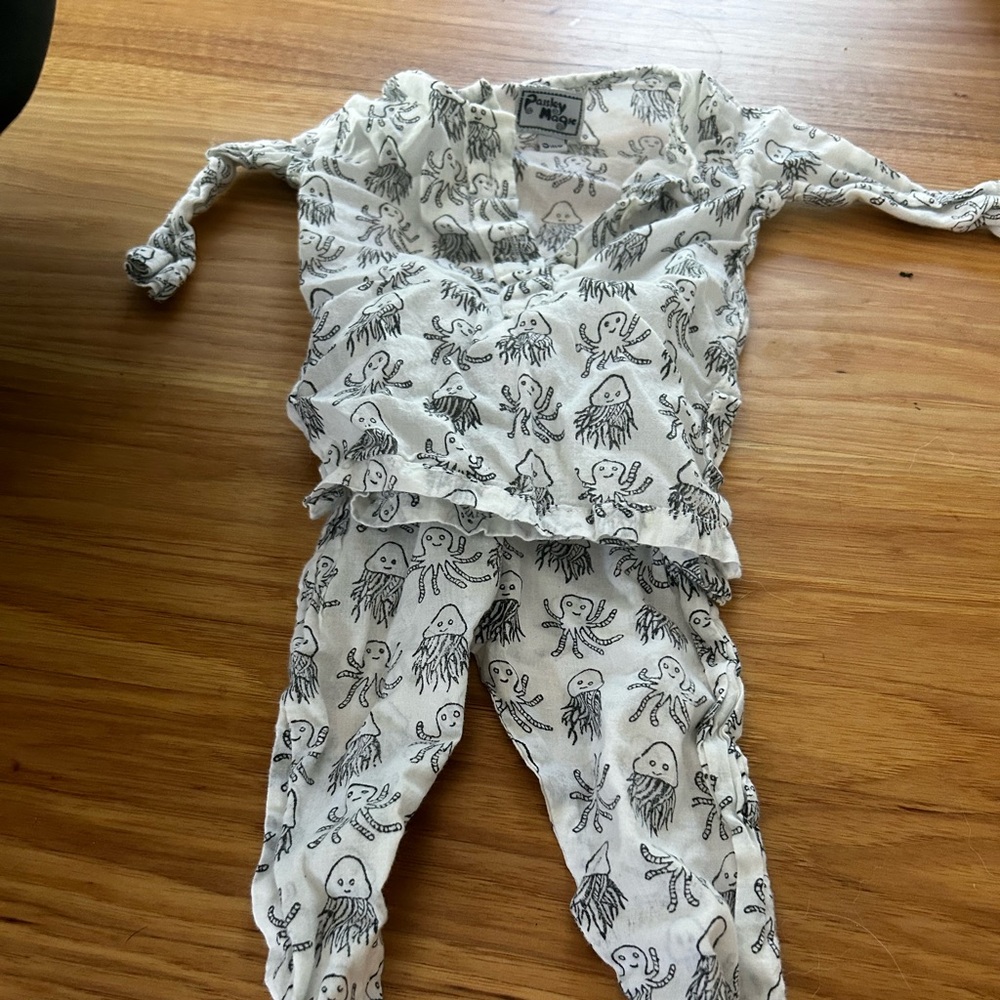 Paisley Magic Squid Outfit-3 months